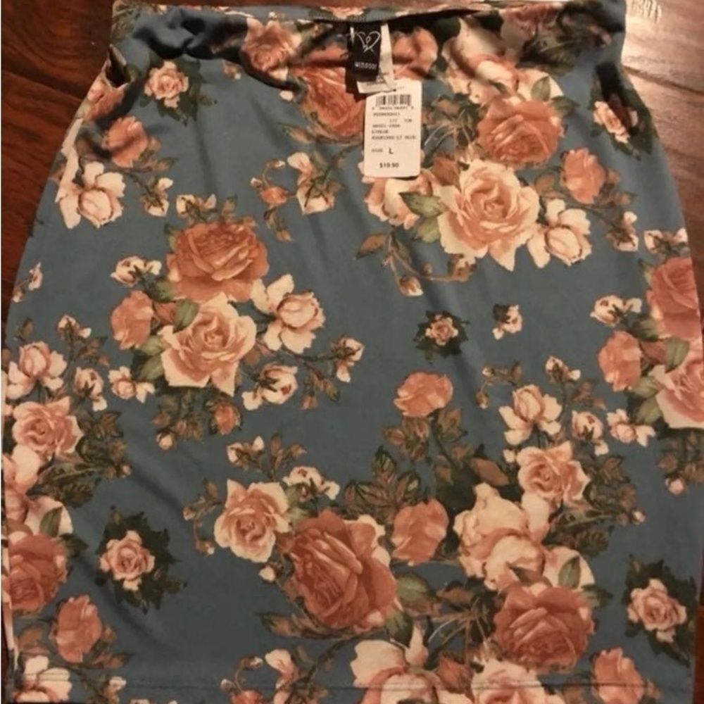 Windsor NWT short stretch skirt